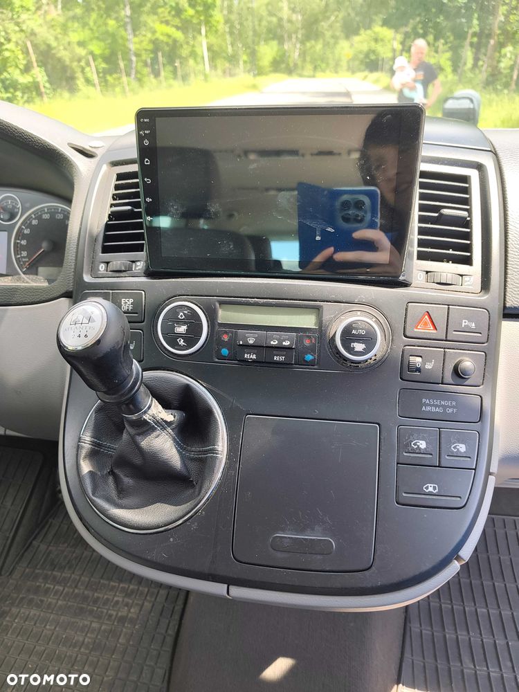 Volkswagen Multivan - 6