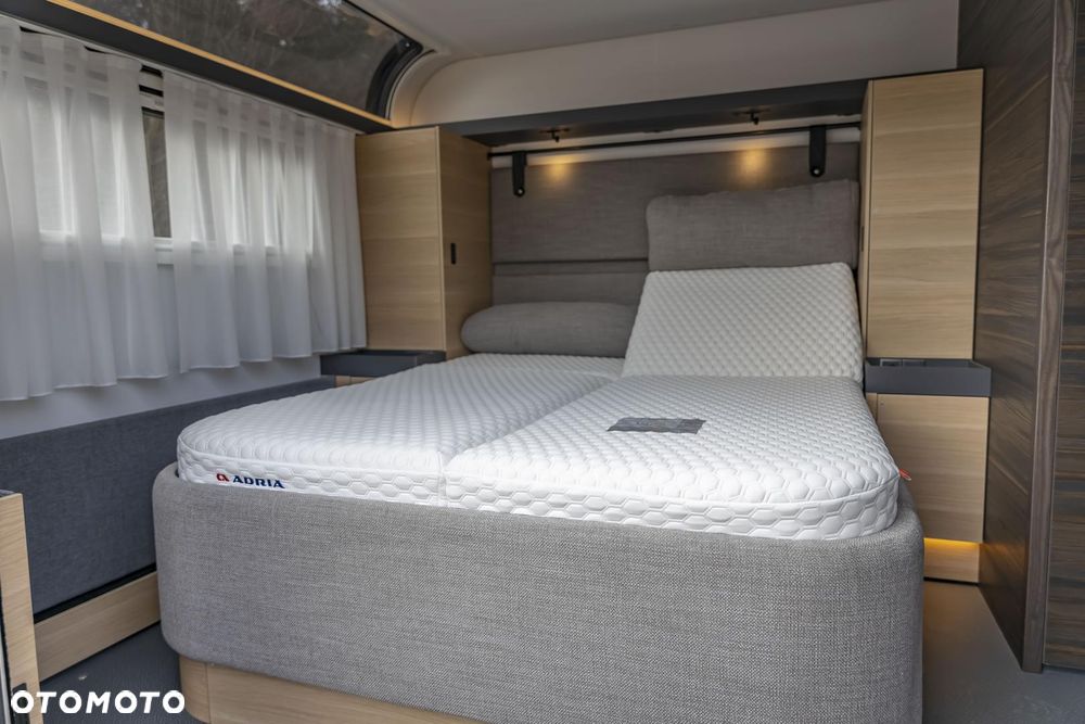 Adria Astella 704 HP - 19
