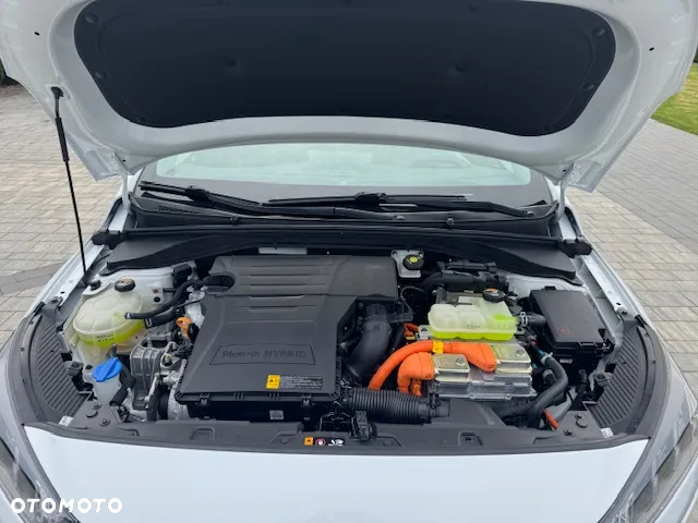 Hyundai IONIQ - 34