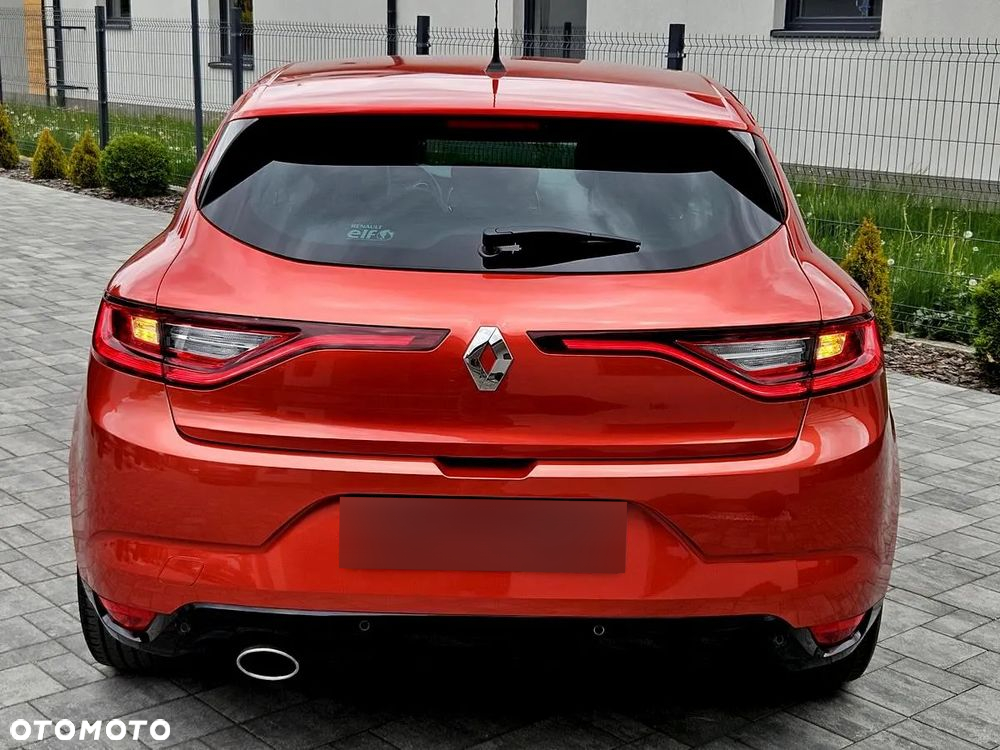 Renault Megane ENERGY TCe 130 Start & Stop Paris Business - 9