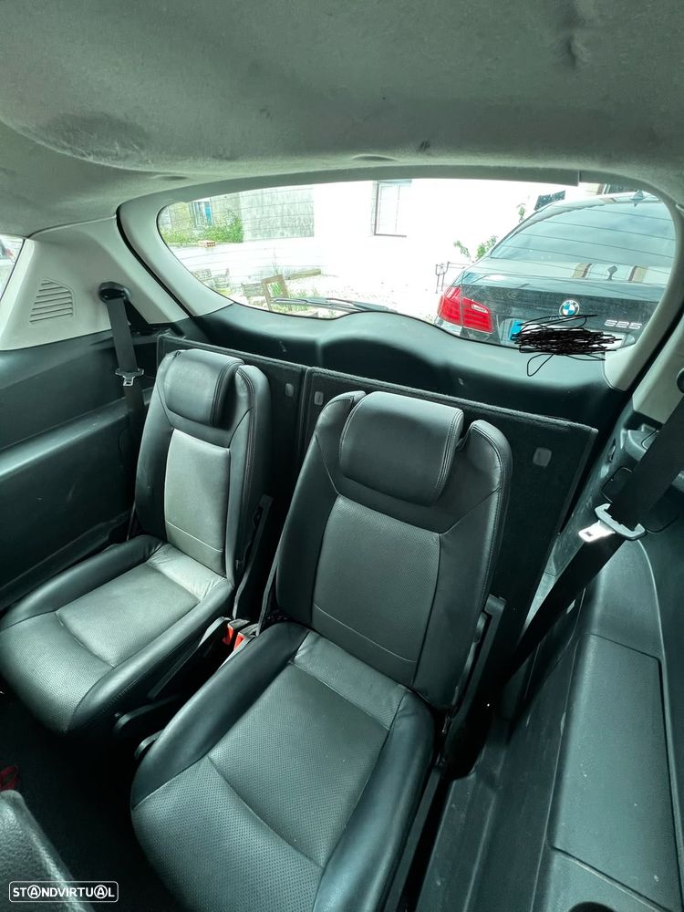 Ford S-Max 2.0 TDCi Titanium 7L - 9