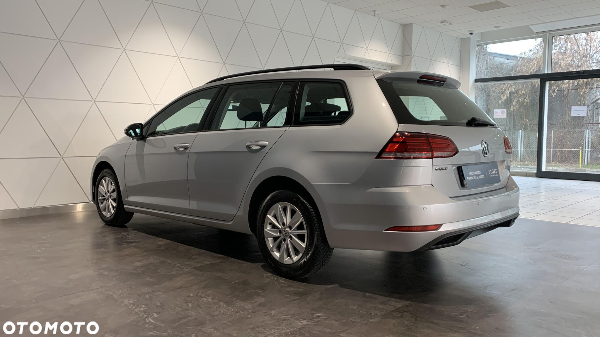 Volkswagen Golf VII 1.6 TDI BMT Trendline - 3