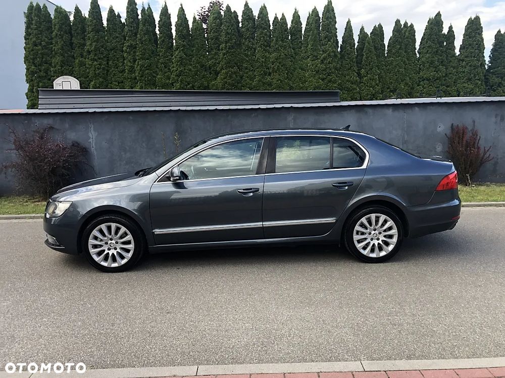 Skoda Superb 2.0 TDI 4x4 Elegance - 8