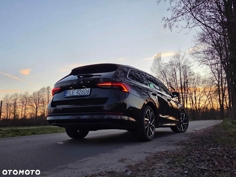 Skoda Octavia 2.0 TDI DSG Style - 16