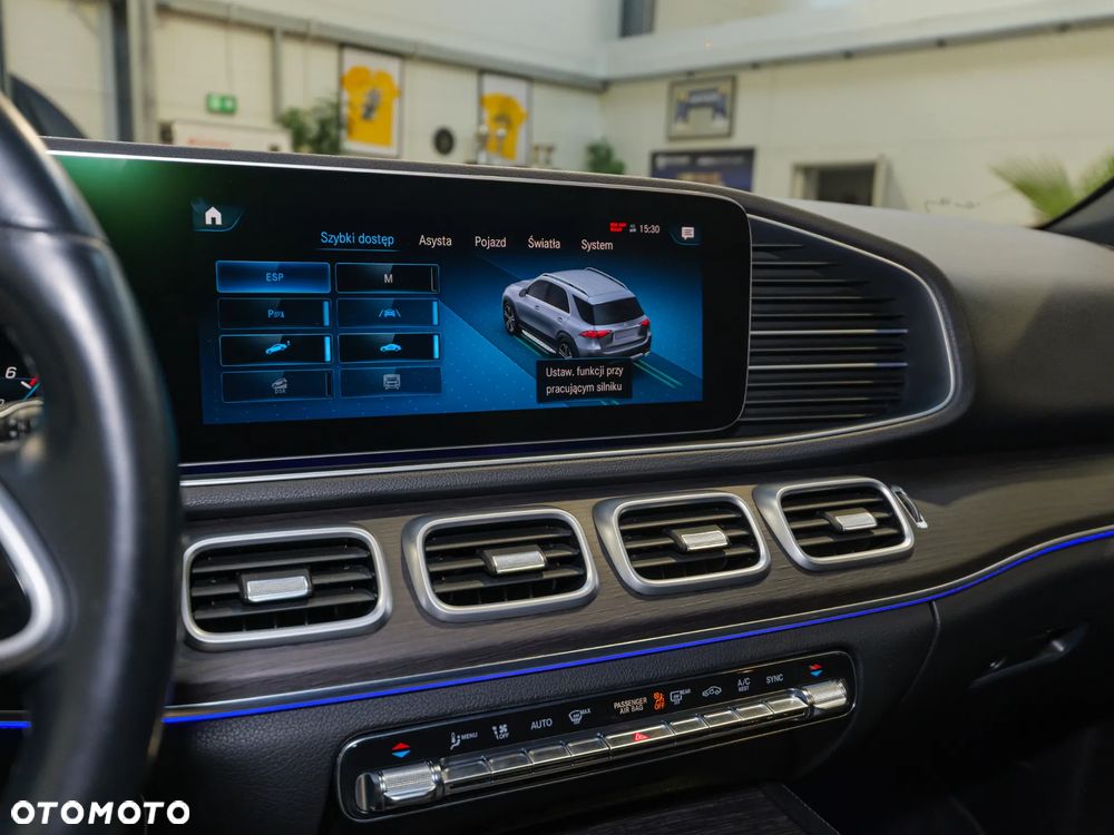 Mercedes-Benz GLE 300 d 4Matic 9G-TRONIC AMG Line - 31