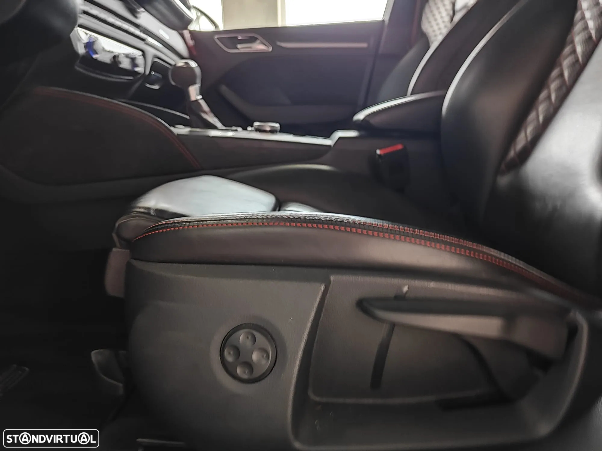 Audi RS3 Sportback 2.5 TFSI quattro S tronic - 25