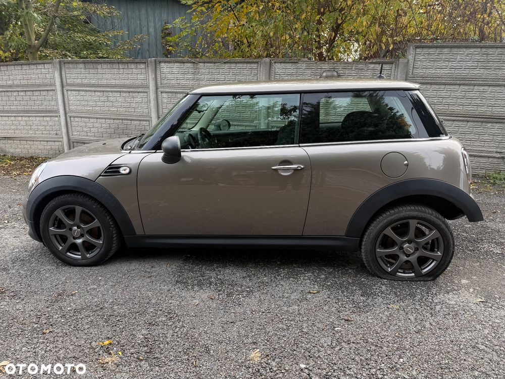 MINI ONE Standard - 26