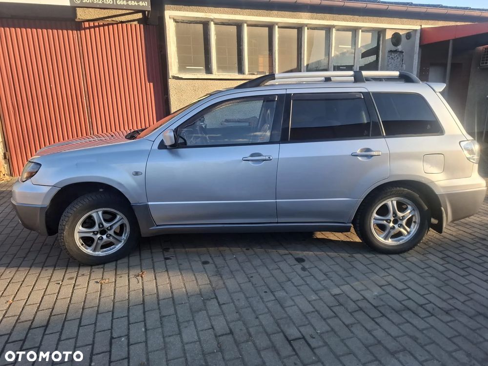 Mitsubishi Outlander 2.0 Comfort 4WD - 3