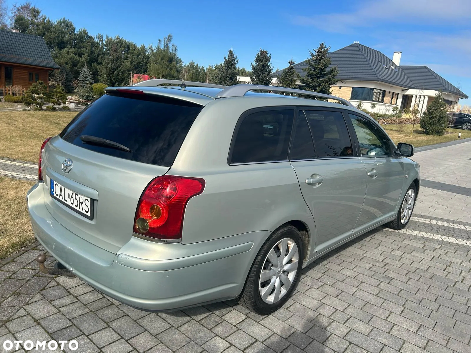 Toyota Avensis - 5
