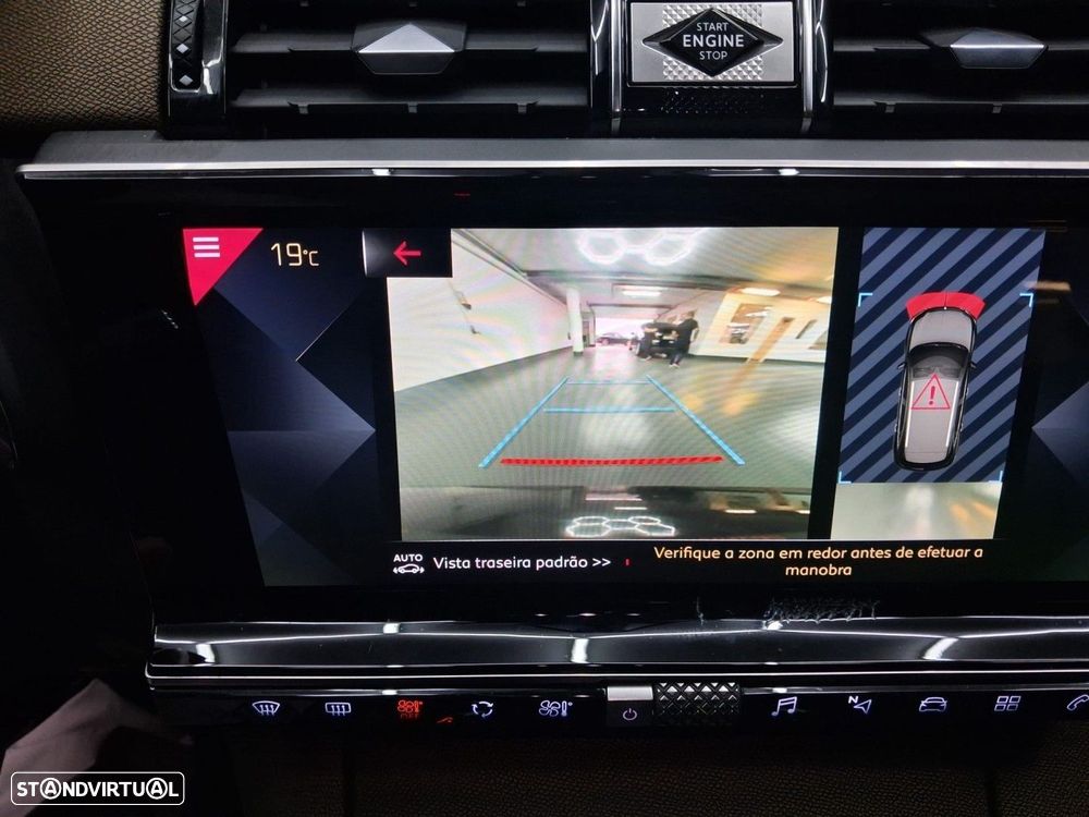 DS DS7 Crossback - 14