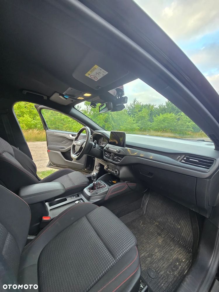 Ford Focus 1.0 EcoBoost ST-Line Style - 16
