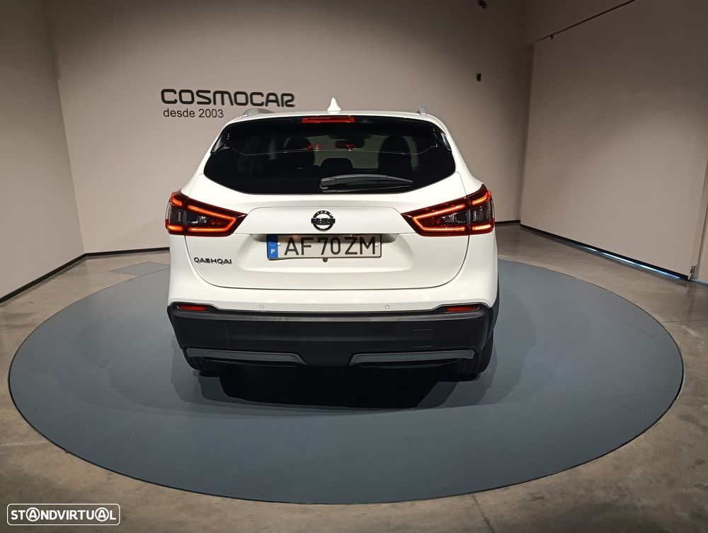 Nissan Qashqai 1.5 dCi N-Connecta J18 - 6