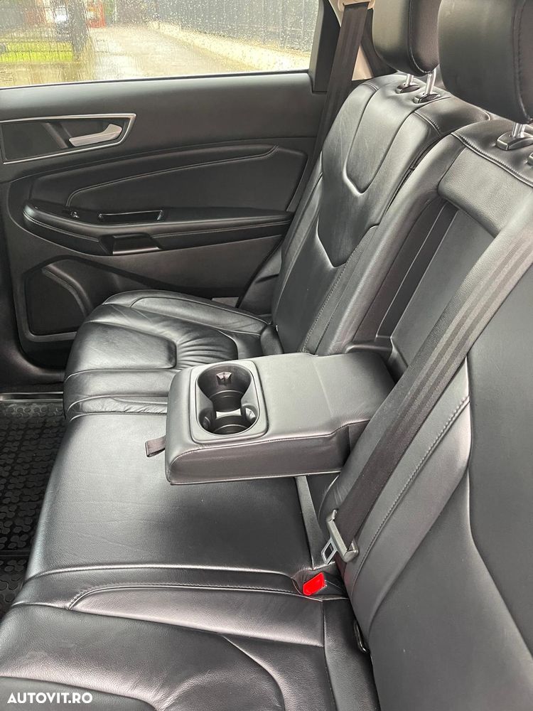 Ford Edge 2.0 TDCi Powershift Titanium - 26