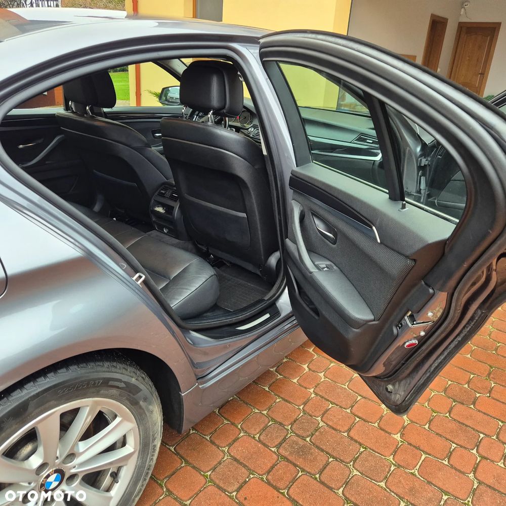 BMW Seria 5 ver-525d - 9