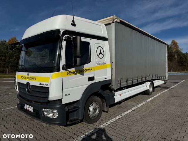 Mercedes-Benz Atego 821 Blyss Pomoc Drogowa Autolaweta Do przewozu Super Car - 24