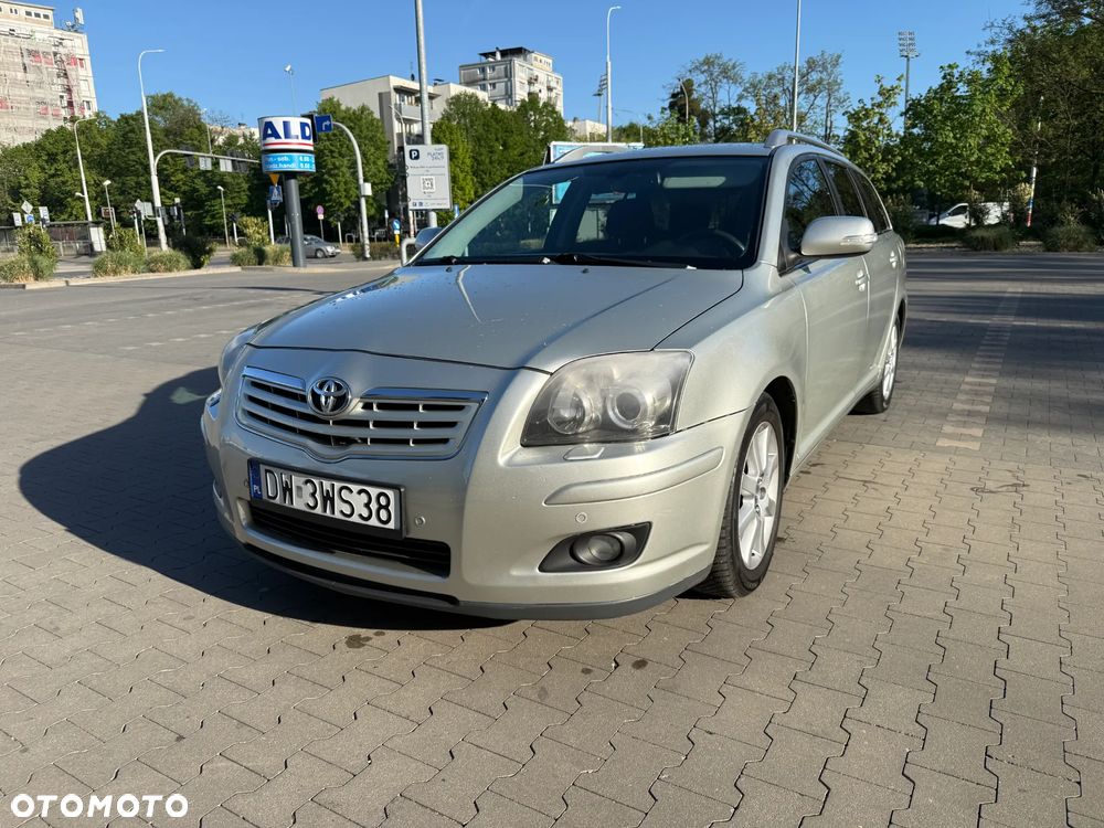 Toyota Avensis 1.8 VVT-i Automatik Sol - 3