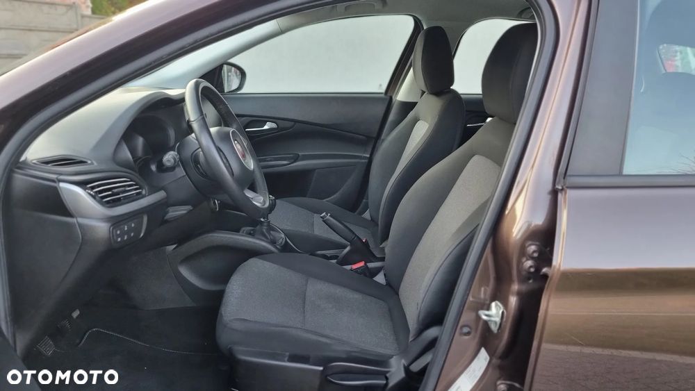Fiat Tipo 1.4 16V More - 9