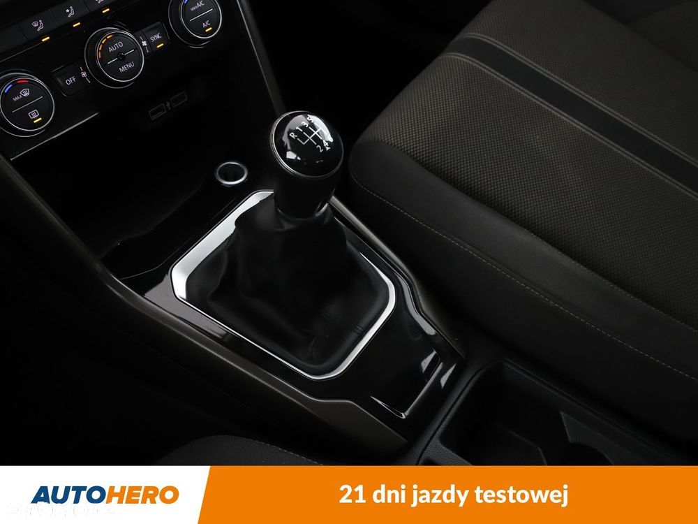Volkswagen T-Roc 1.0 TSI Premium - 27