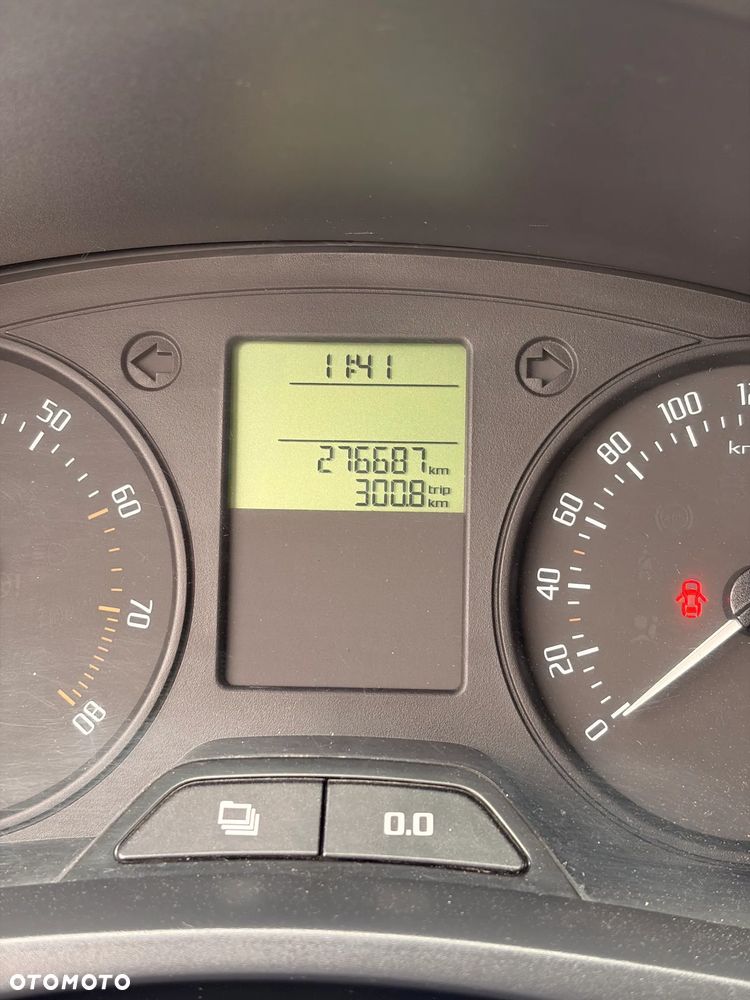 Skoda Fabia 1.4 16V Active - 10