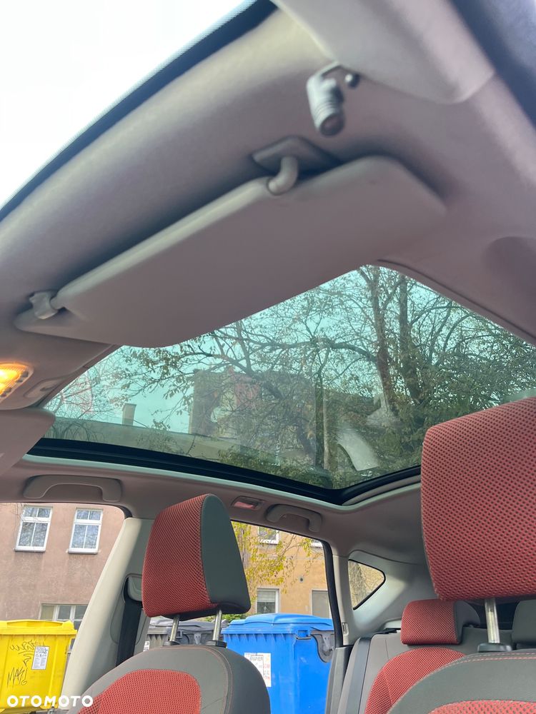 Nissan Qashqai 2.0 dCi 4x4 Lounge - 15