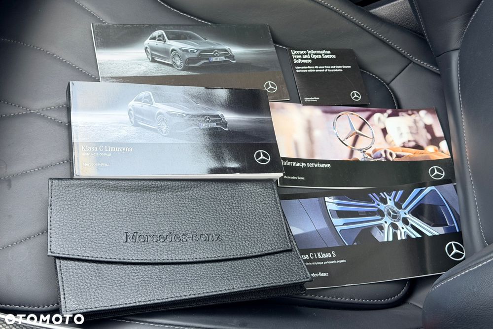 Mercedes-Benz Klasa C 300 9G-TRONIC - 39
