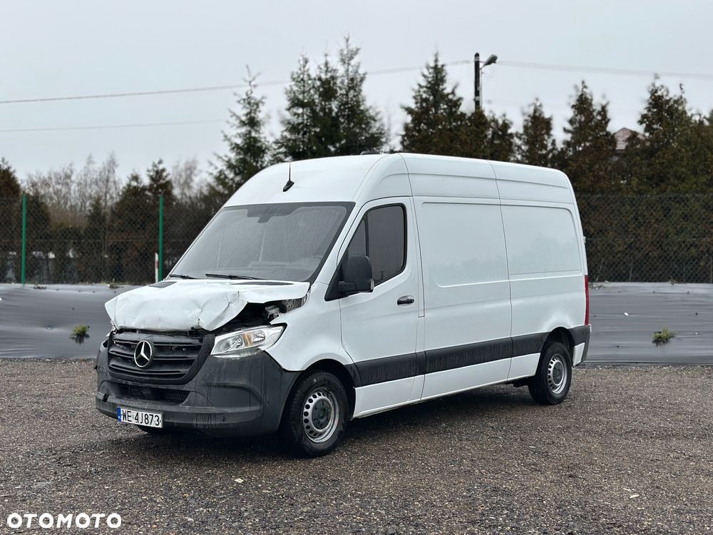 Mercedes-Benz Sprinter - 1