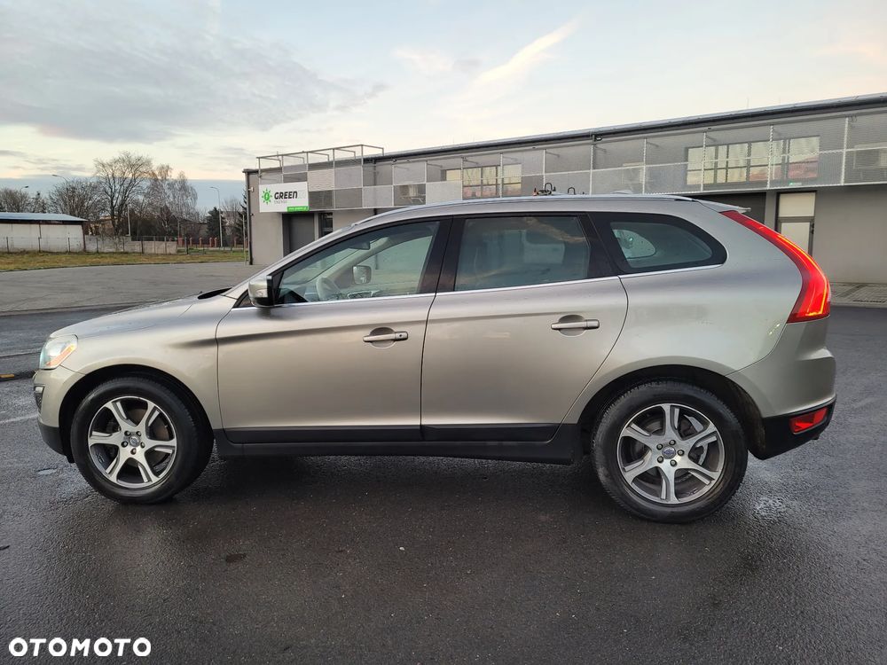 Volvo XC 60 D5 AWD Summum - 7