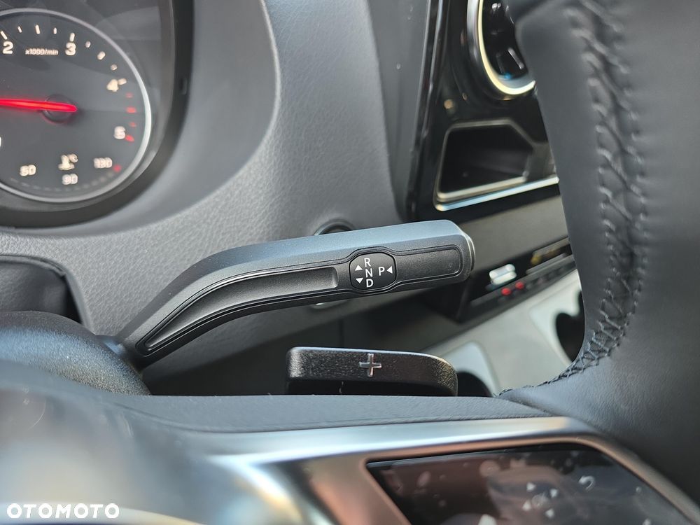 Mercedes-Benz Sprinter 319 CDI Extra Long SELECT 9G-Tronic - 17