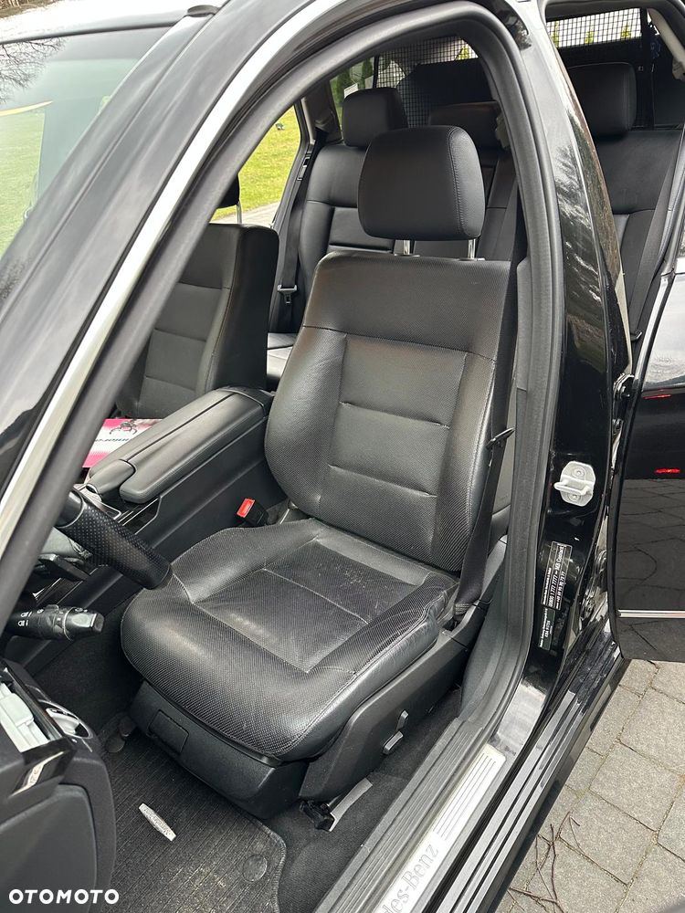 Mercedes-Benz Klasa E 350 CDI DPF 4Matic BlueEFFICIENCY 7G-TRONIC Avantgarde - 24