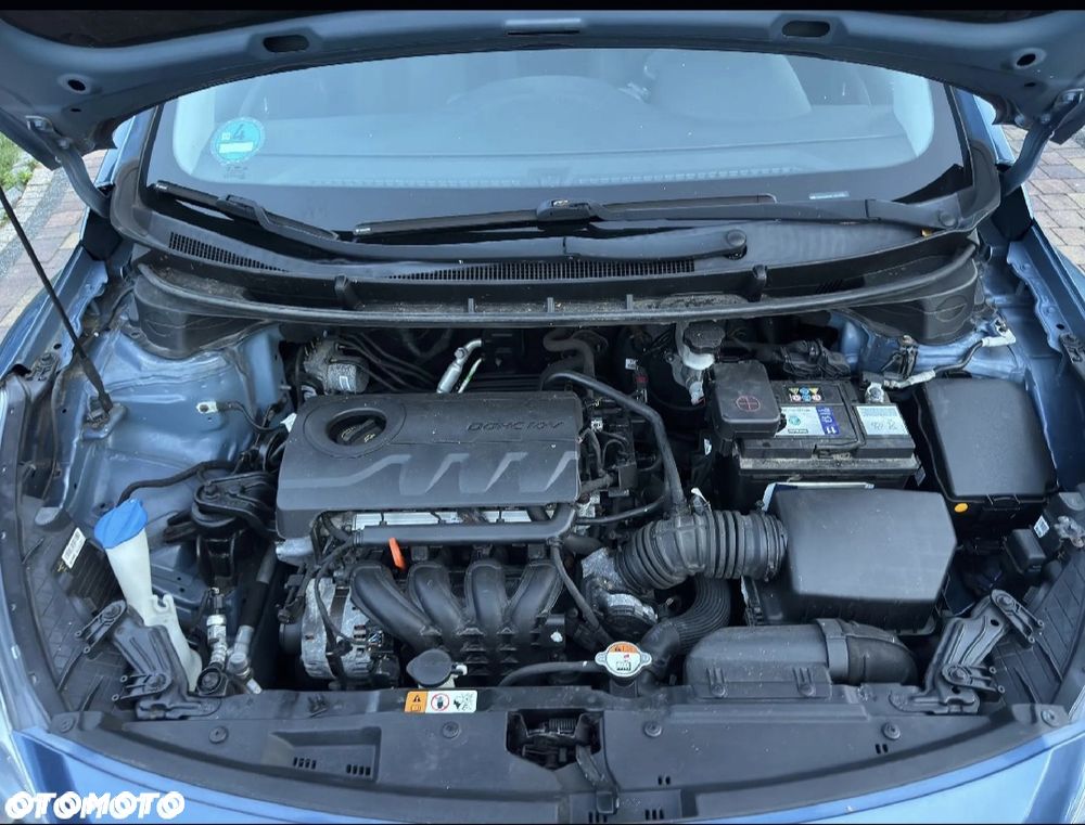 Hyundai i30 blue 1.4 Style - 10