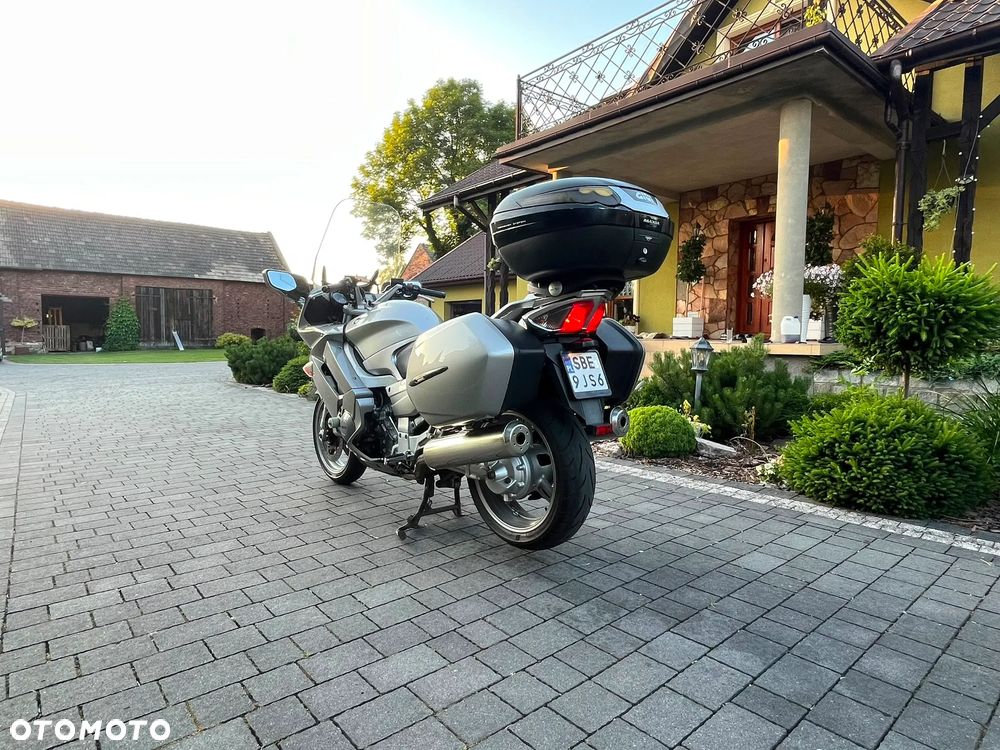 Yamaha FJR - 8