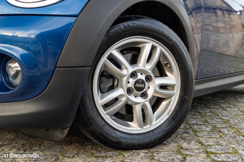 MINI 3 Portas One 1.6 - 23