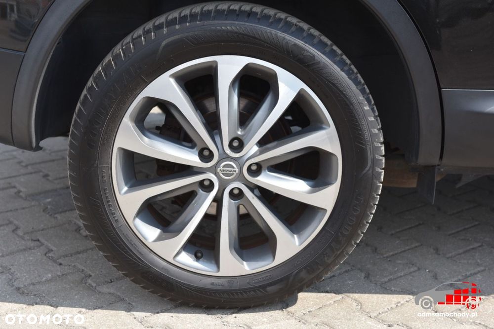Nissan Qashqai - 12