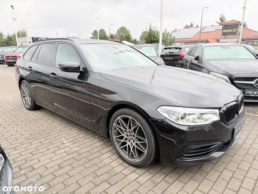 BMW Seria 5 520d Sport Line - 12