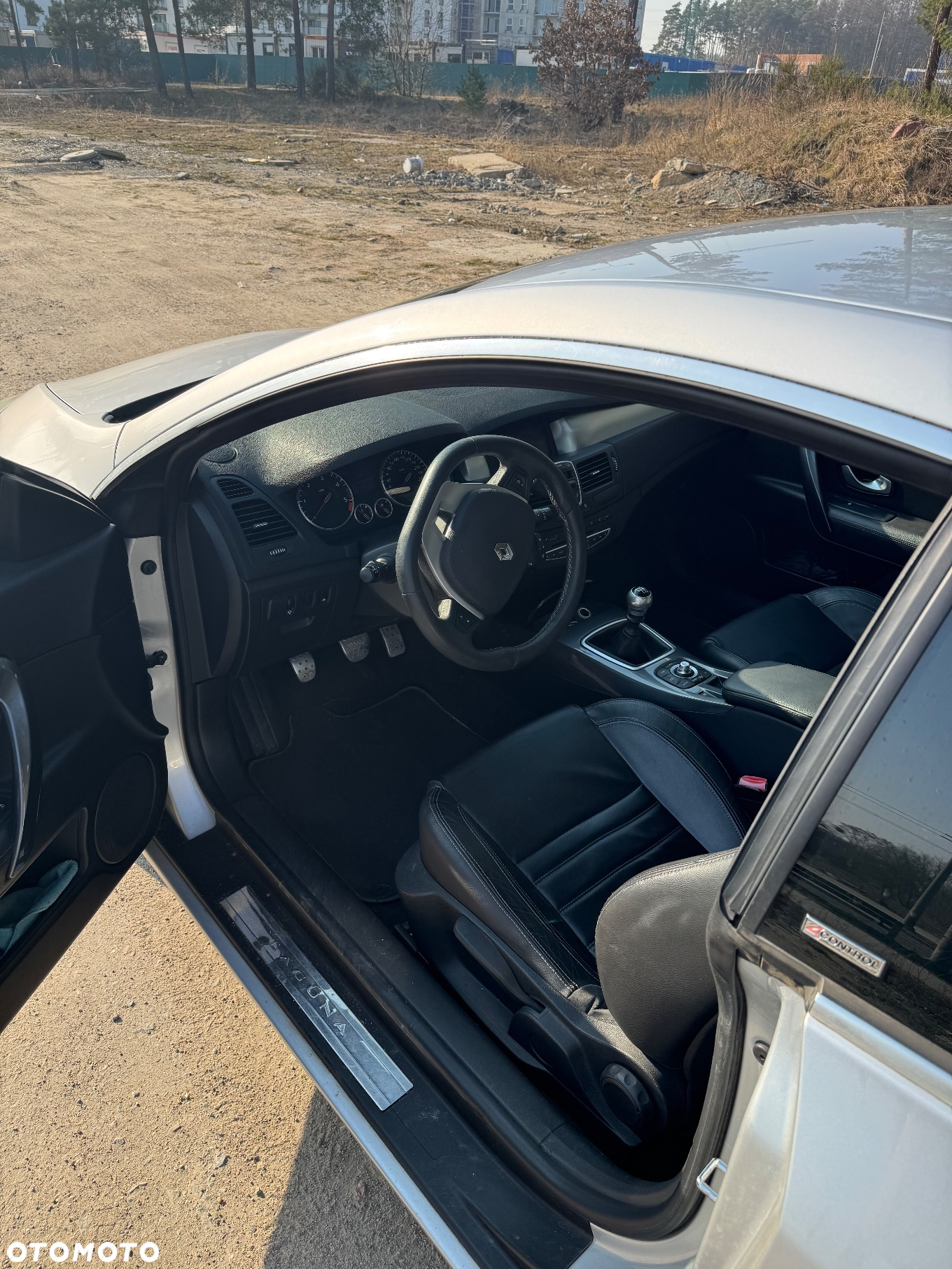 Renault Laguna Coupe 2.0 dCi FAP Dynamique - 13