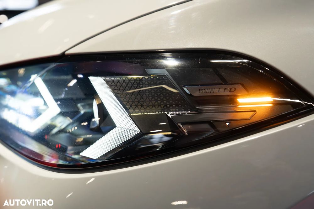 BMW X6 xDrive40i AT MHEV - 27