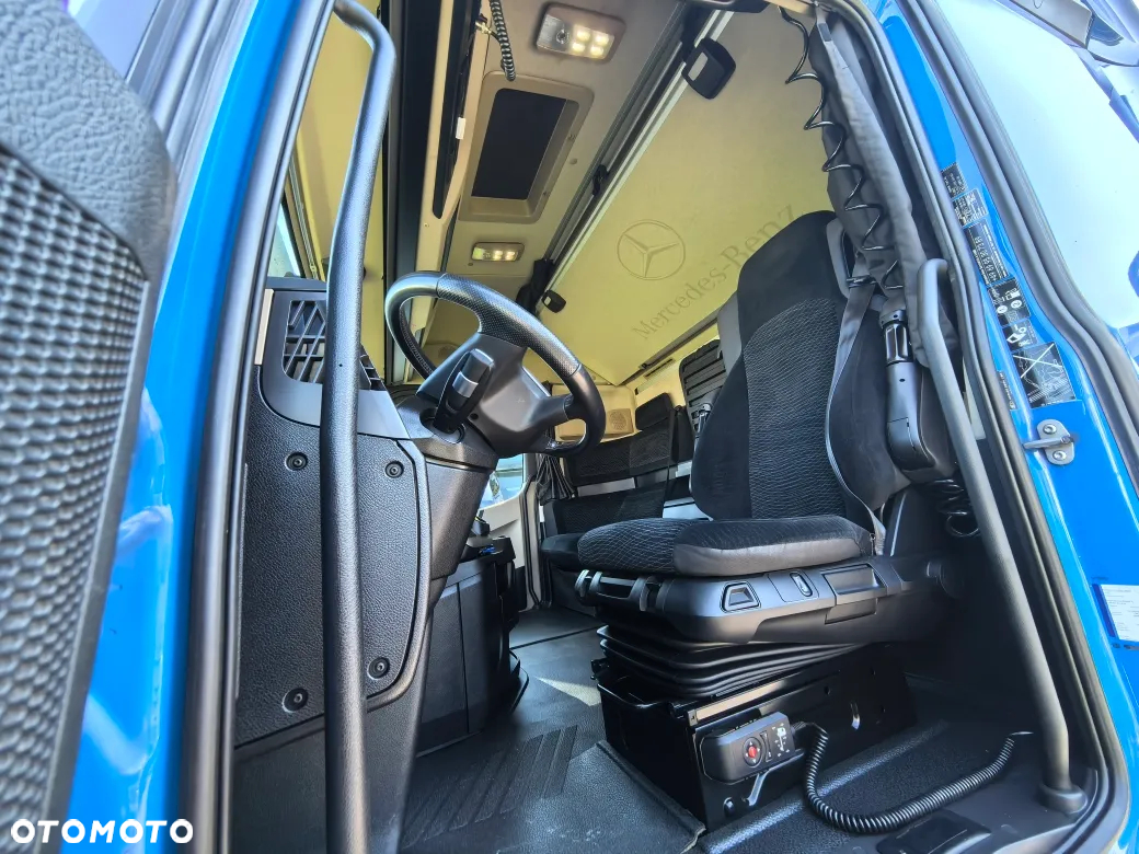 Mercedes-Benz Actros 1845 LSnRL * BigSpace * 2 zbiorniki * Salonka * Bi-Xenon * StyleLine * * - 14
