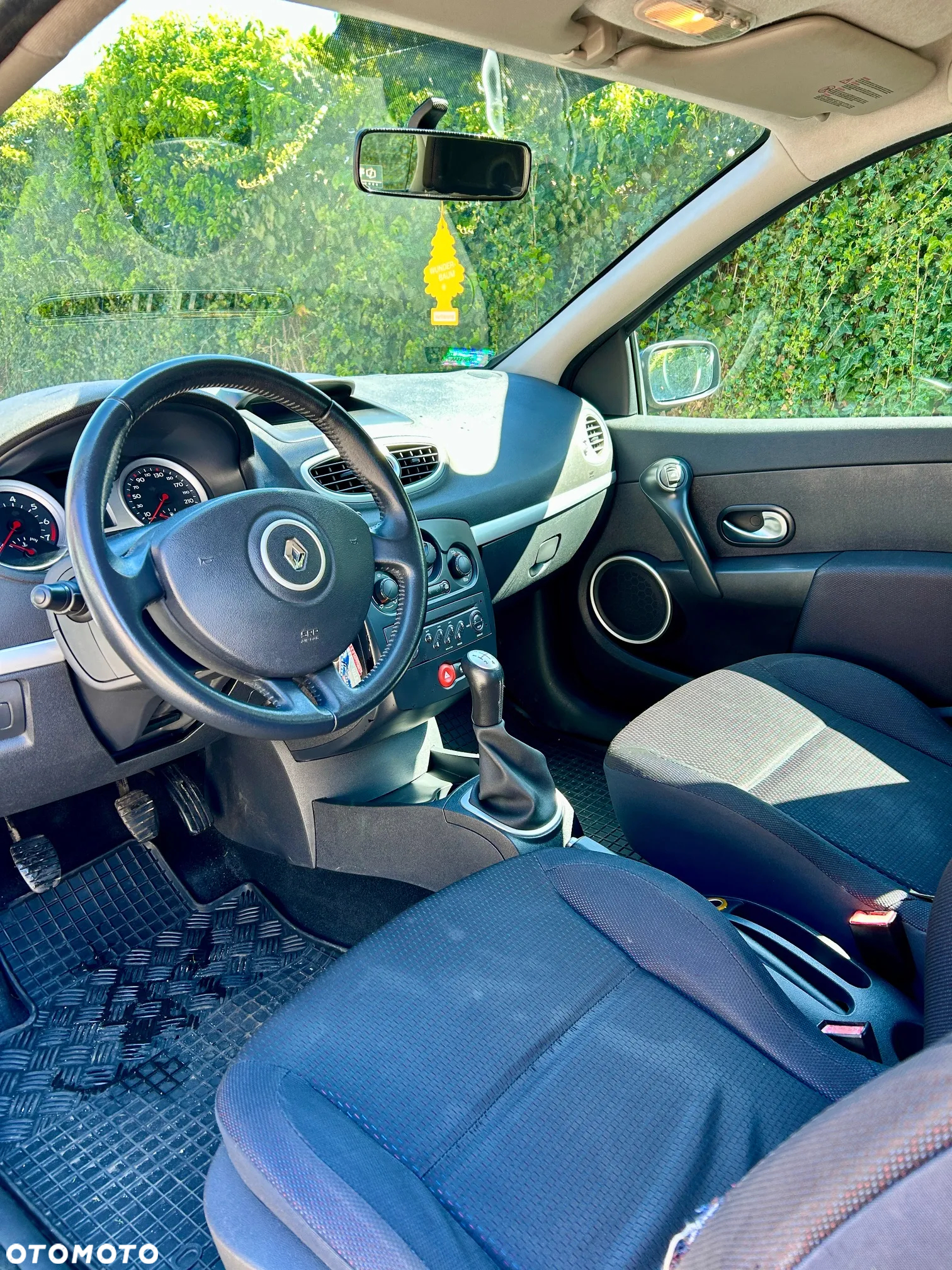 Renault Clio - 5