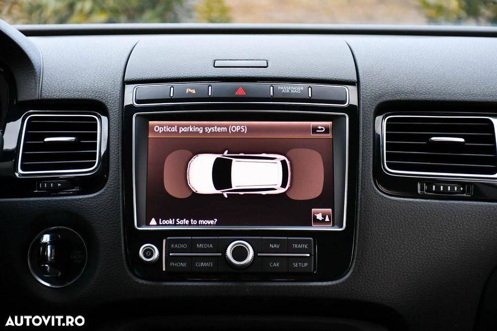 Volkswagen Touareg 3.0 V6 TDI SCR Blue Motion DPF Automatik Executive Edition - 16