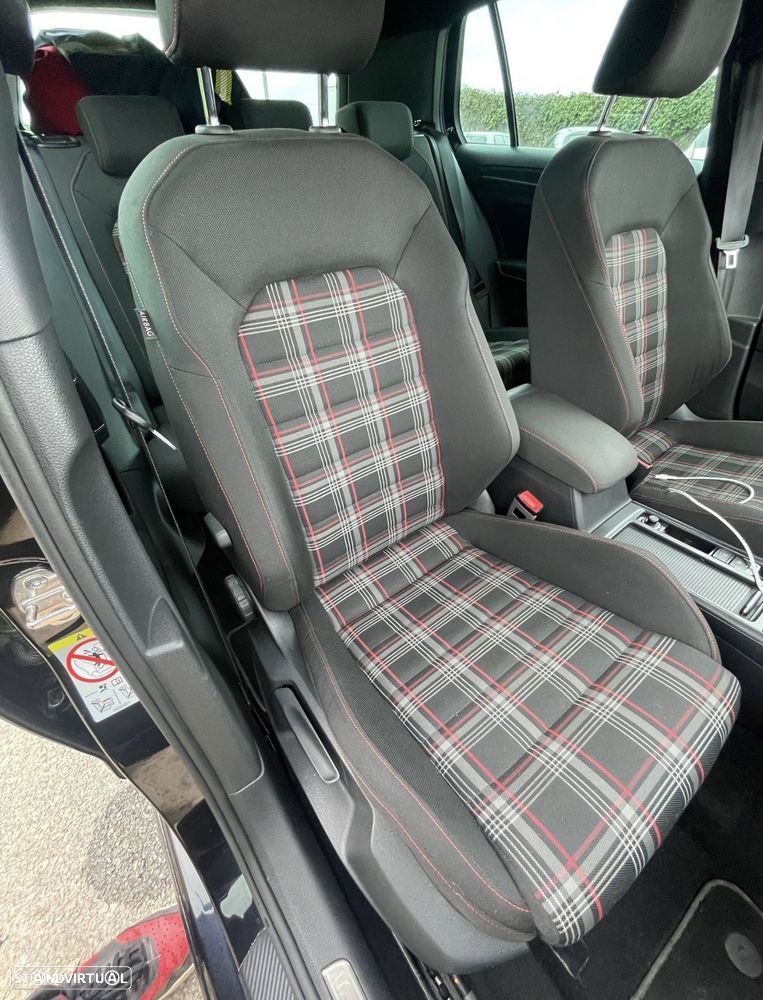 VW Golf 2.0 TSi GTi DSG Performance - 7