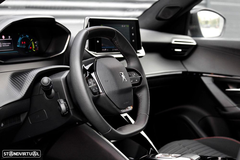 Peugeot e-2008 50 kWh Active Pack - 17