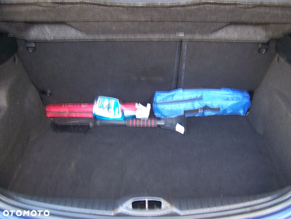 Peugeot 208 95 VTI Allure - 9