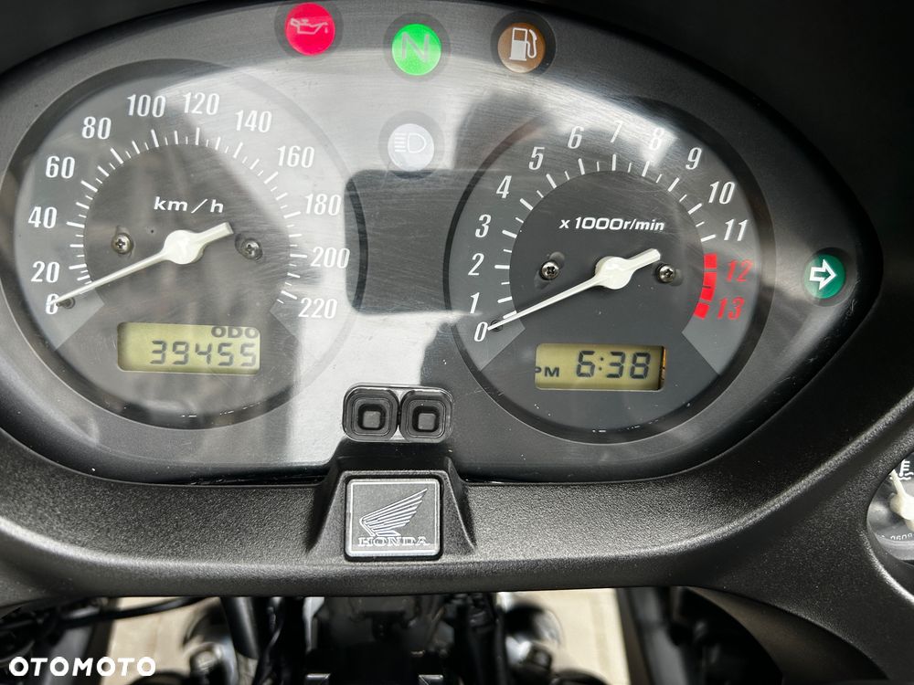 Honda CBF - 11