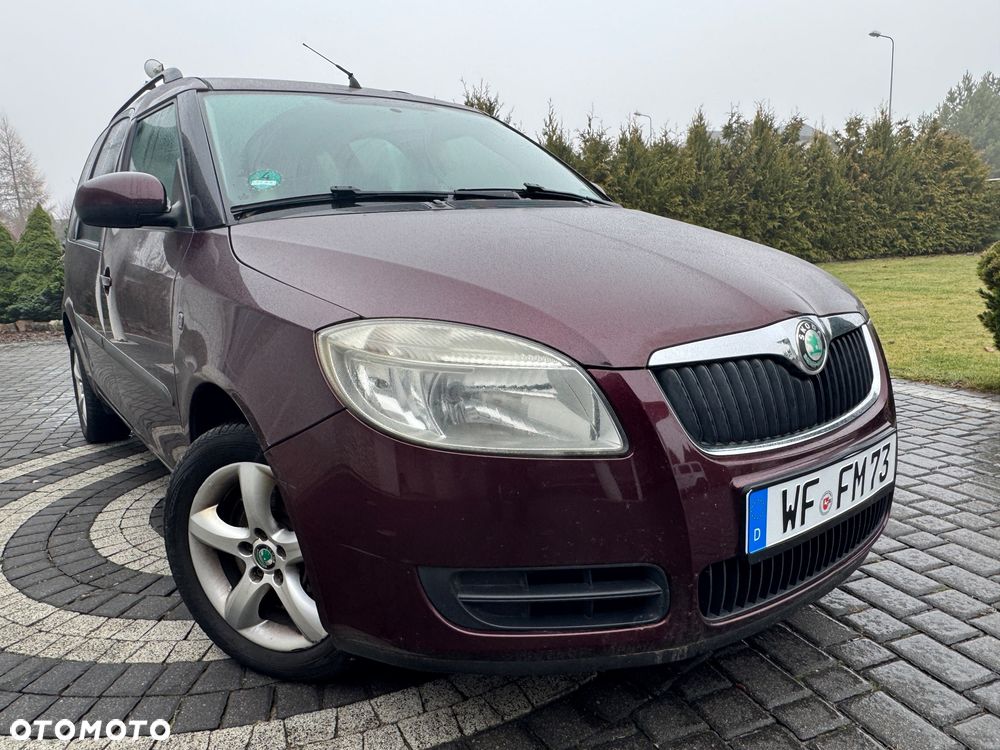 Skoda Roomster 1.6 16V Comfort PLUS EDITION - 1