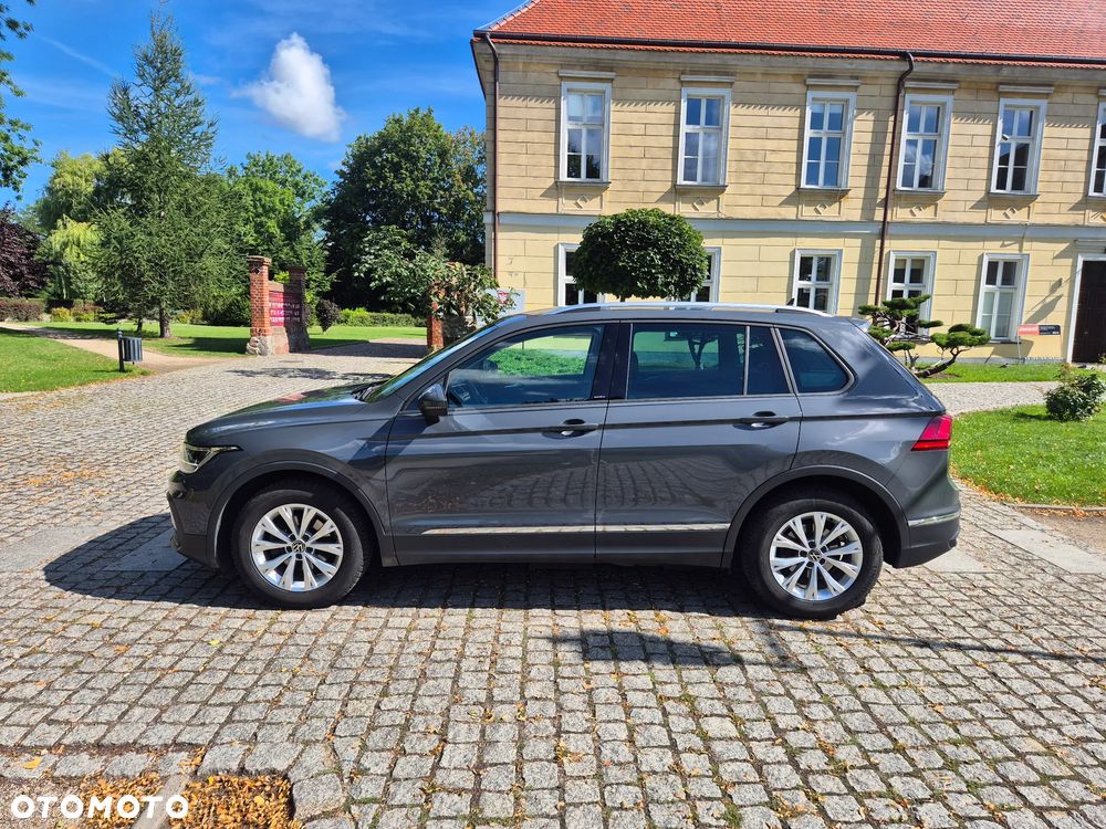 Volkswagen Tiguan - 25
