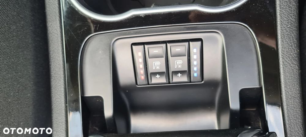 Ford Galaxy 2.0 TDCi Titanium - 19