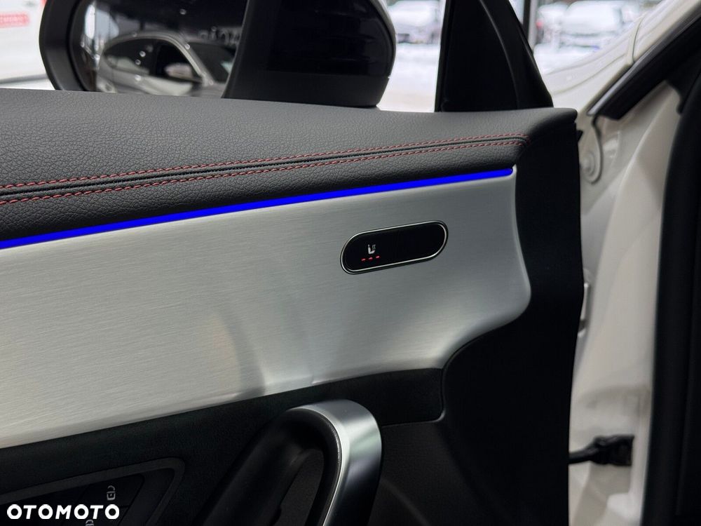 Mercedes-Benz CLA - 22