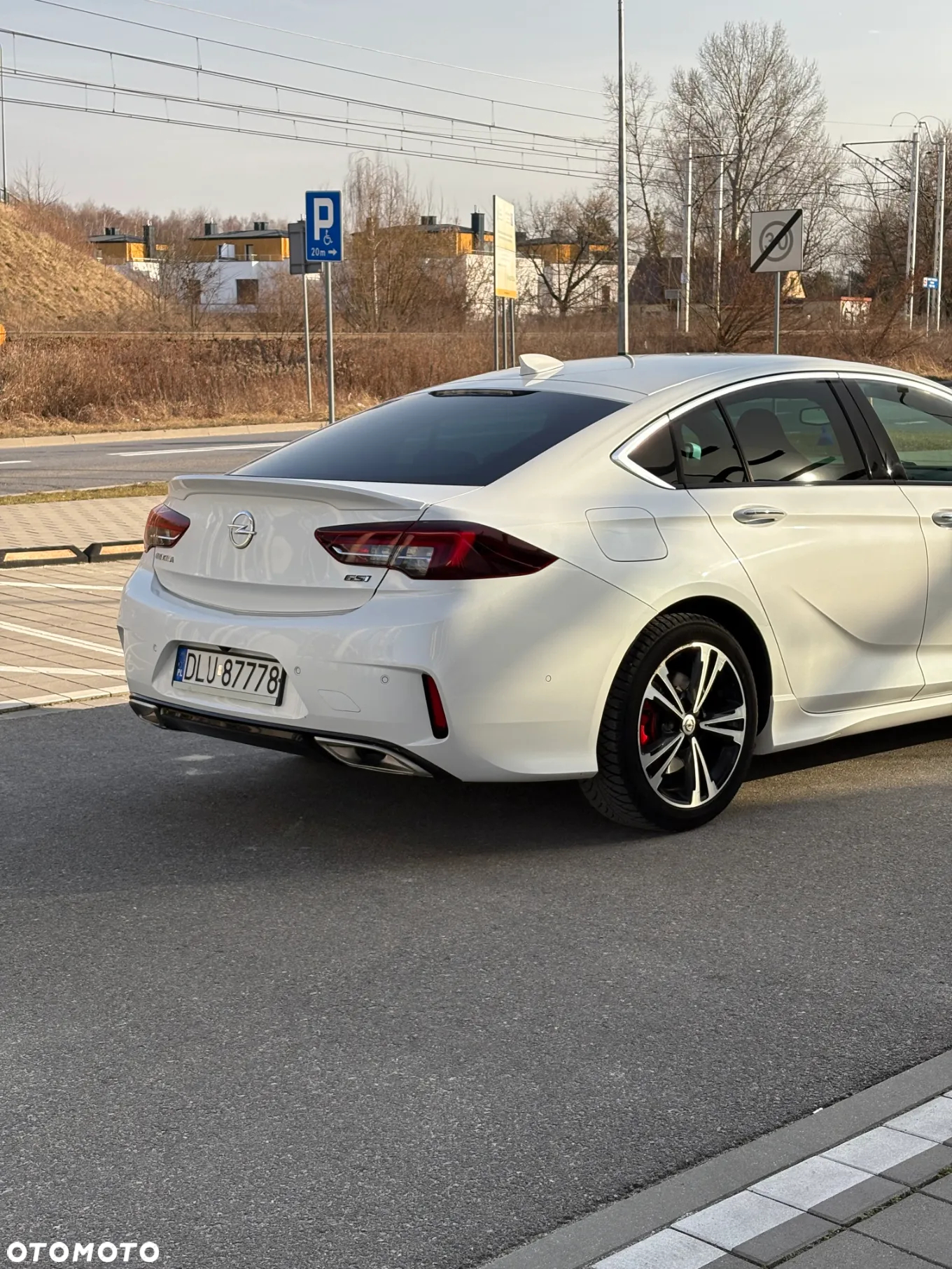 Opel Insignia 2.0 CDTI 4x4 GSi S&S - 8