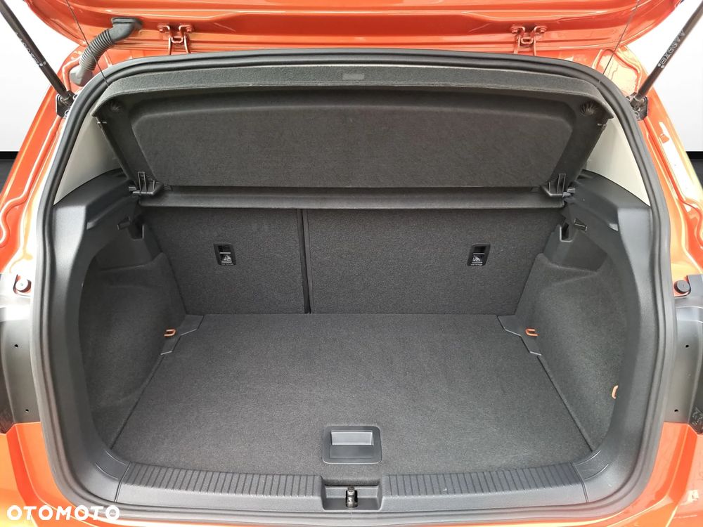 Volkswagen T-Cross 1.0 TSI Style DSG - 25