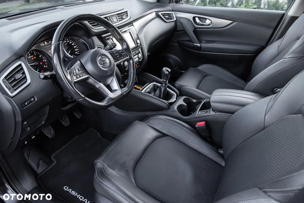 Nissan Qashqai 1.3 DIG-T Tekna - 17